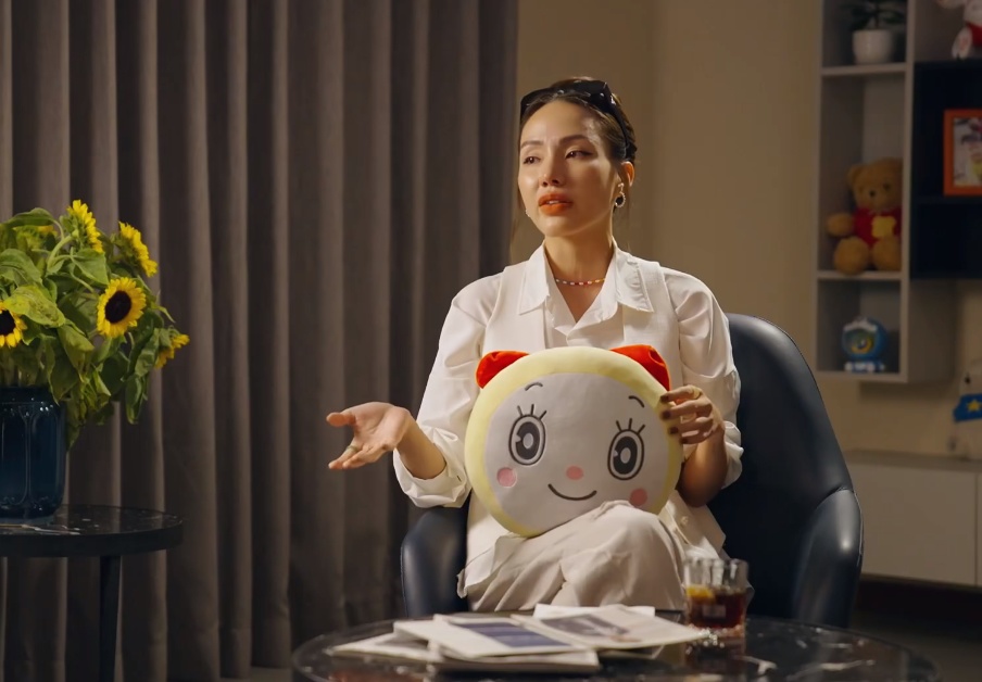 Nữ ca sĩ làm Hồ Ngọc Hà tức, giận: Vừa công khai con trai ruột giấu suốt 8 năm, cậu bé đẹp như trai Hàn - 6