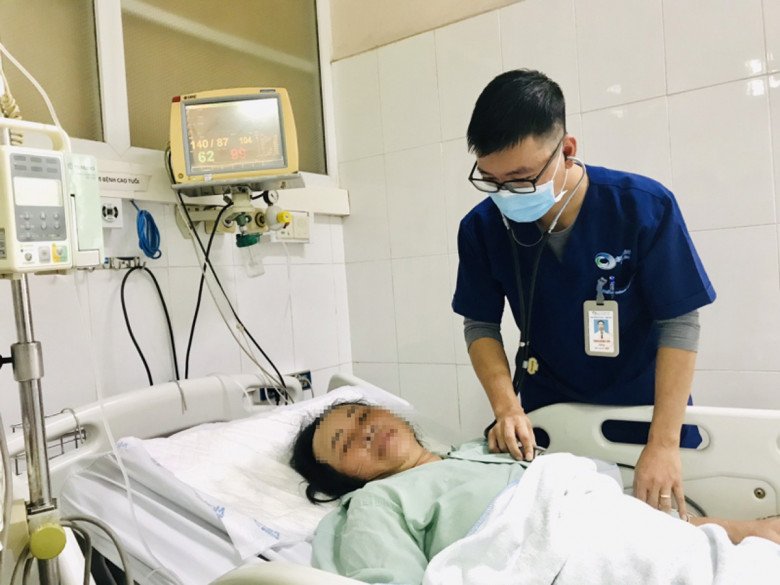 Người phụ nữ suýt mất mạng sau khi ăn 2 miếng gan cá nóc. 
