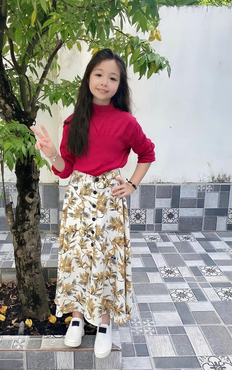 Ảnh Cadie và Alfie do bà ngoại chụp bị mẹ chê, có người muốn amp;#34;đặt gạchamp;#34; con trai Elly Trần dù hơn 26 tuổi - 4