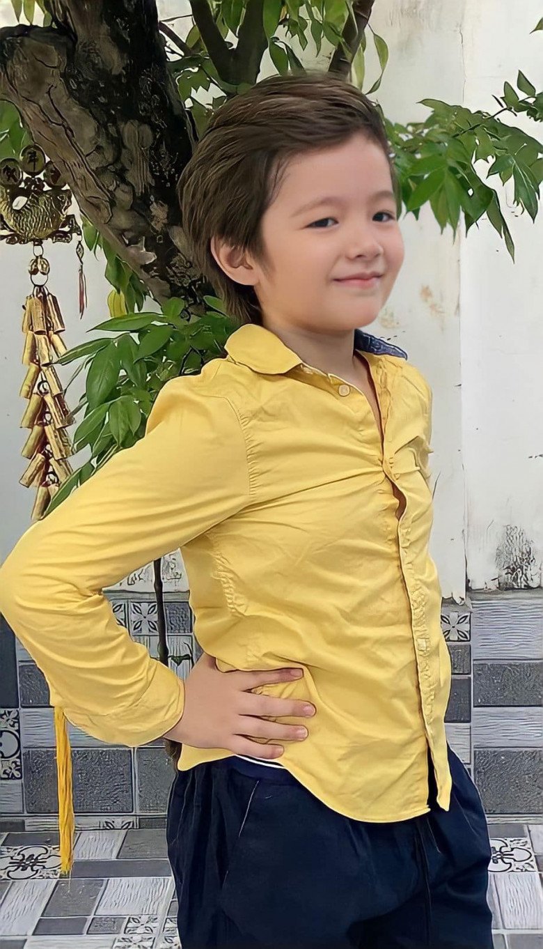 Ảnh Cadie và Alfie do bà ngoại chụp bị mẹ chê, có người muốn amp;#34;đặt gạchamp;#34; con trai Elly Trần dù hơn 26 tuổi - 3
