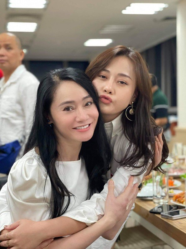 Nữ diễn viên Của Để Dành sinh con được 2 tháng, đứng chưa vững đã đi đóng phim, nhận amp;#34;trái đắngamp;#34; - 5