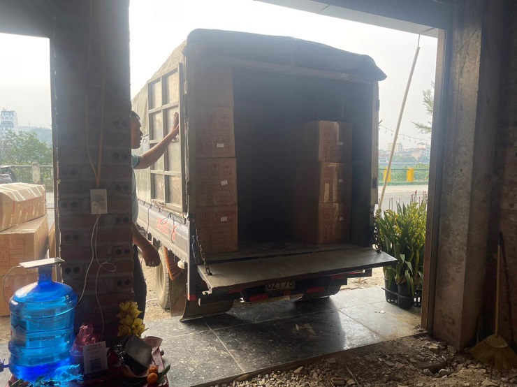 Địa lan santo đang được phân phối cho thương lái các tỉnh