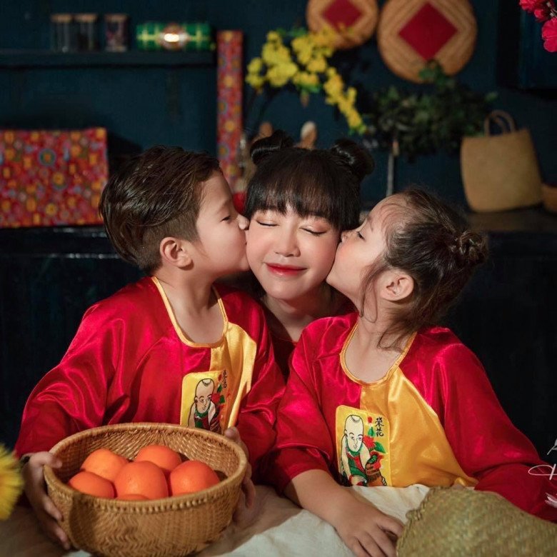 Elly Trần cho rằng khoe con là cách mang lại nguồn năng lượng tích cực và nên duy trì.