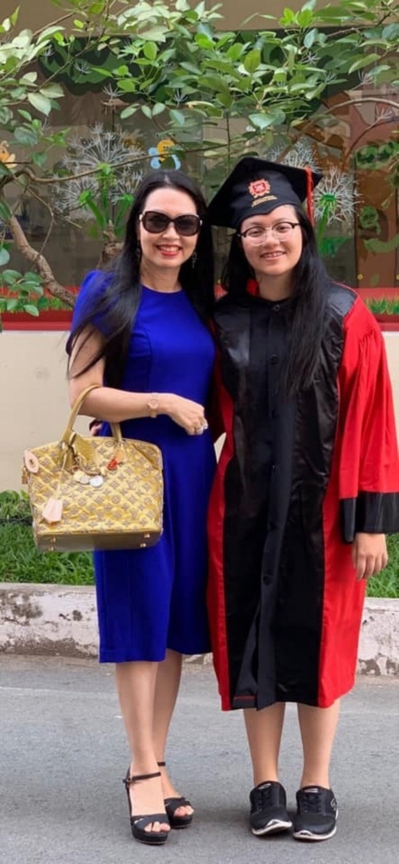Cuộc sống hiện tại của nữ diễn viên đẹp nhất Đất Phương Nam sau hơn 20 năm bỏ nghề vì con - 11