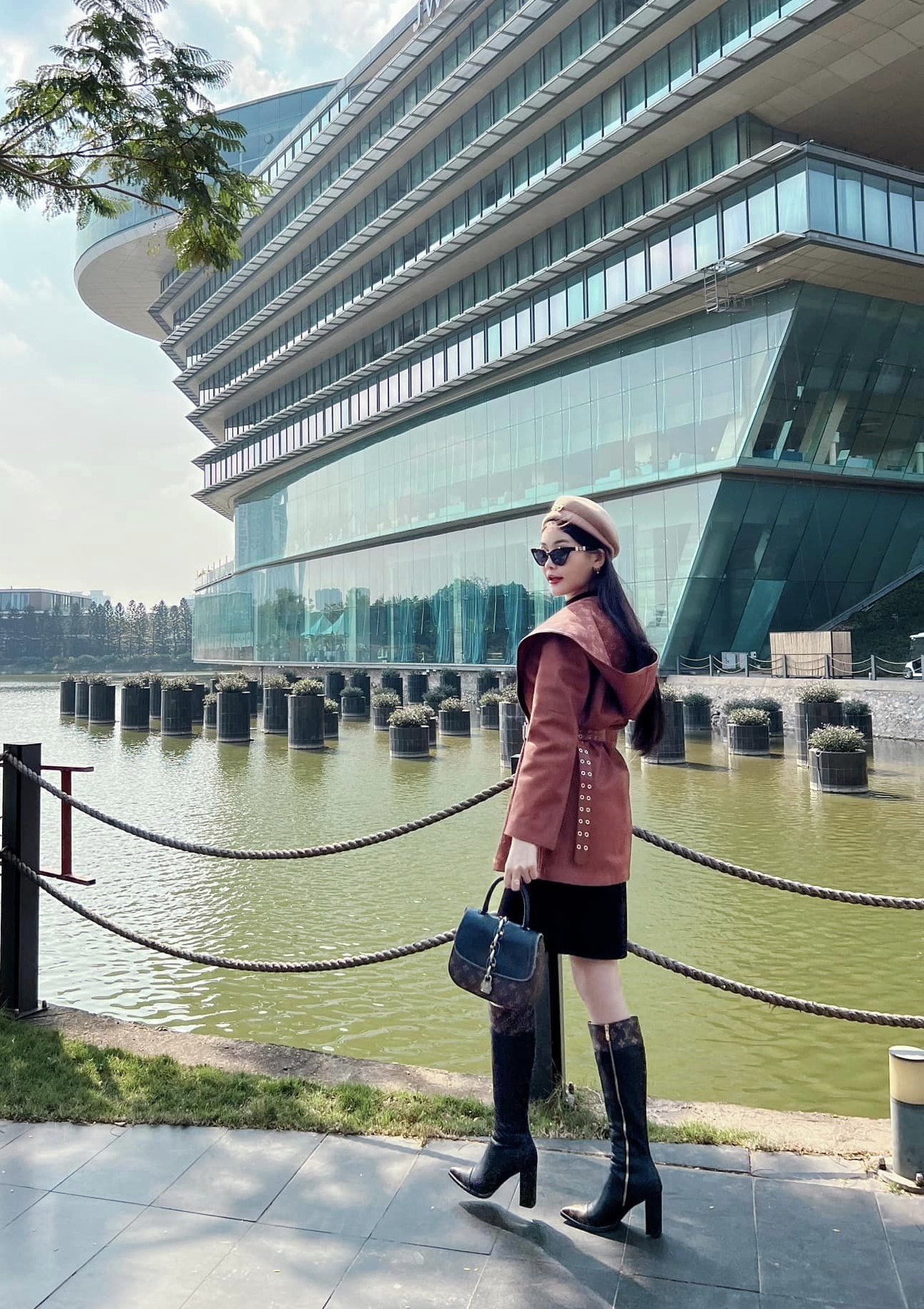 Chồng BTV của Lê Âu Ngân Anh phát tướng, bụng căng tràn sau đám cưới, thấy có lỗi khi bị vợ chê - 13