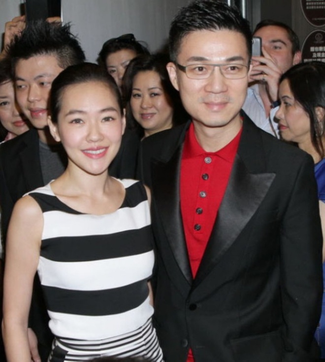 Từ Hy Đệ không lên tiếng trước lời mỉa mai của Tiểu Hồ Tịnh.