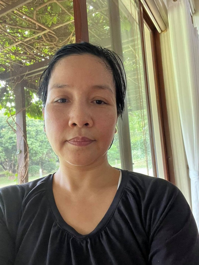 Hành trình hồi xuân, tìm lại chính mình ở tuổi này không hề dễ nhưng quý cô vẫn từng bước kiên nhẫn với bản thân.