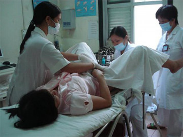 Những ca tự phá thai biến chứng nặng khiến bác sĩ cũng đau lòng