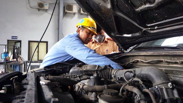 7 chính sách mới có hiệu lực từ tháng 10/2023, ai cũng cần biết: Tăng lệ phí đăng ký, cấp biển số xe máy, ô tô - 2