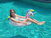 Làm đẹp - Cô gái thi hoa hậu trượt top nhưng lại nổi tiếng hơn Hoa - Á hậu vì vóc dáng mượt mà