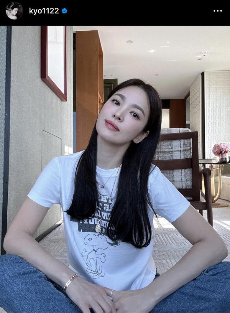 Song Hye Kyo bỏ style tóc tiên tử, diện kiểu tóc mới cực kén mặt, chị em học theo nên cân nhắc - 4