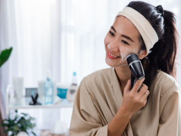 Xu hướng làm đẹp: Mang cả spa về nhà với các thiết bị làm đẹp hi-tech