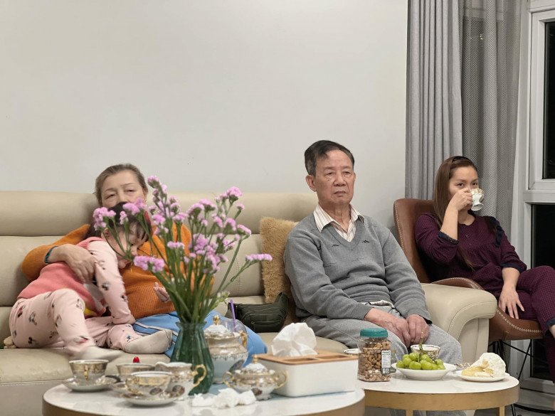 amp;#34;Sao Maiamp;#34; Nguyễn Ngọc Anh: Từng trắc trở đường tình, nay hạnh phúc bên chồng trẻ kém tuổi và ái nữ siêu đáng yêu - 13