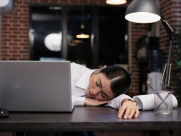Nữ sinh 19 tuổi ngày nào cũng uống một loại nước nhiều người thích để giải khuây, không ngờ mắc bệnh của người già