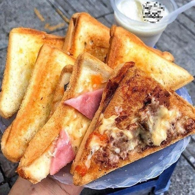 Bánh sandwich jambong phô mai – Nguyễn Thượng Hiền, Hai Bà Trưng