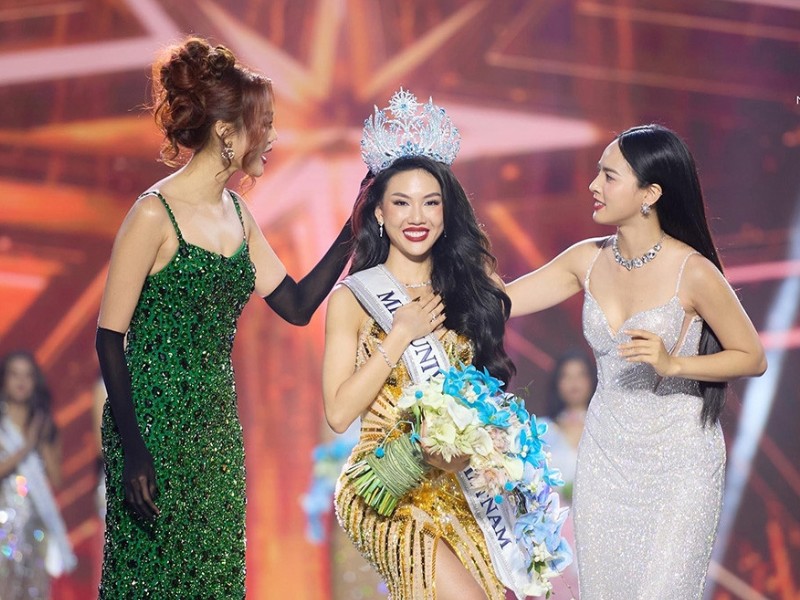 Trưởng ban tổ chức Miss Universe Vietnam 2023 cho biết đang xác minh thông tin, cam kết xử lý nghiêm khắc nếu Hoa hậu Bùi Quỳnh Hoa đúng như những lời tố cáo trên mạng. 

