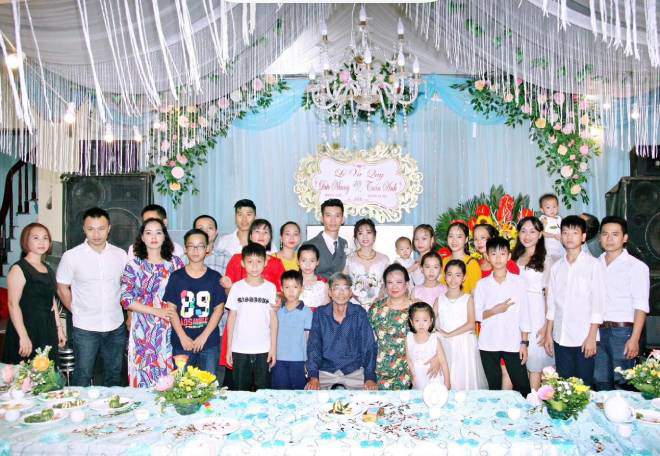 Đám cưới chị gái thứ 7 của Hải Yến.