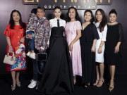 Phim - Đàm Vĩnh Hưng và quý tử diện cả "cây đồ hiệu" tới chúc mừng Ngọc Thanh Tâm