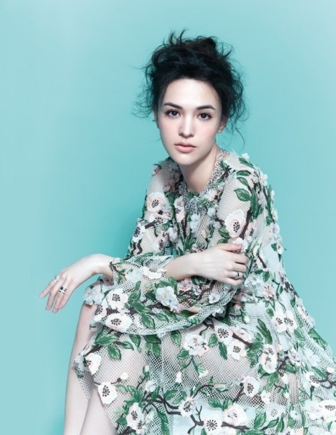 View - Trương Dung Dung - Bông hồng lai trở thành nàng Dương Quý Phi phong tình nhất Cbiz