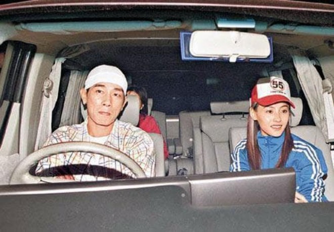 View - Lâm Tâm Như và Trương Bá Chi rủ nhau đưa con đi chơi, hình nhạy cảm của vợ cũ Tạ Đình Phong bị phơi bày