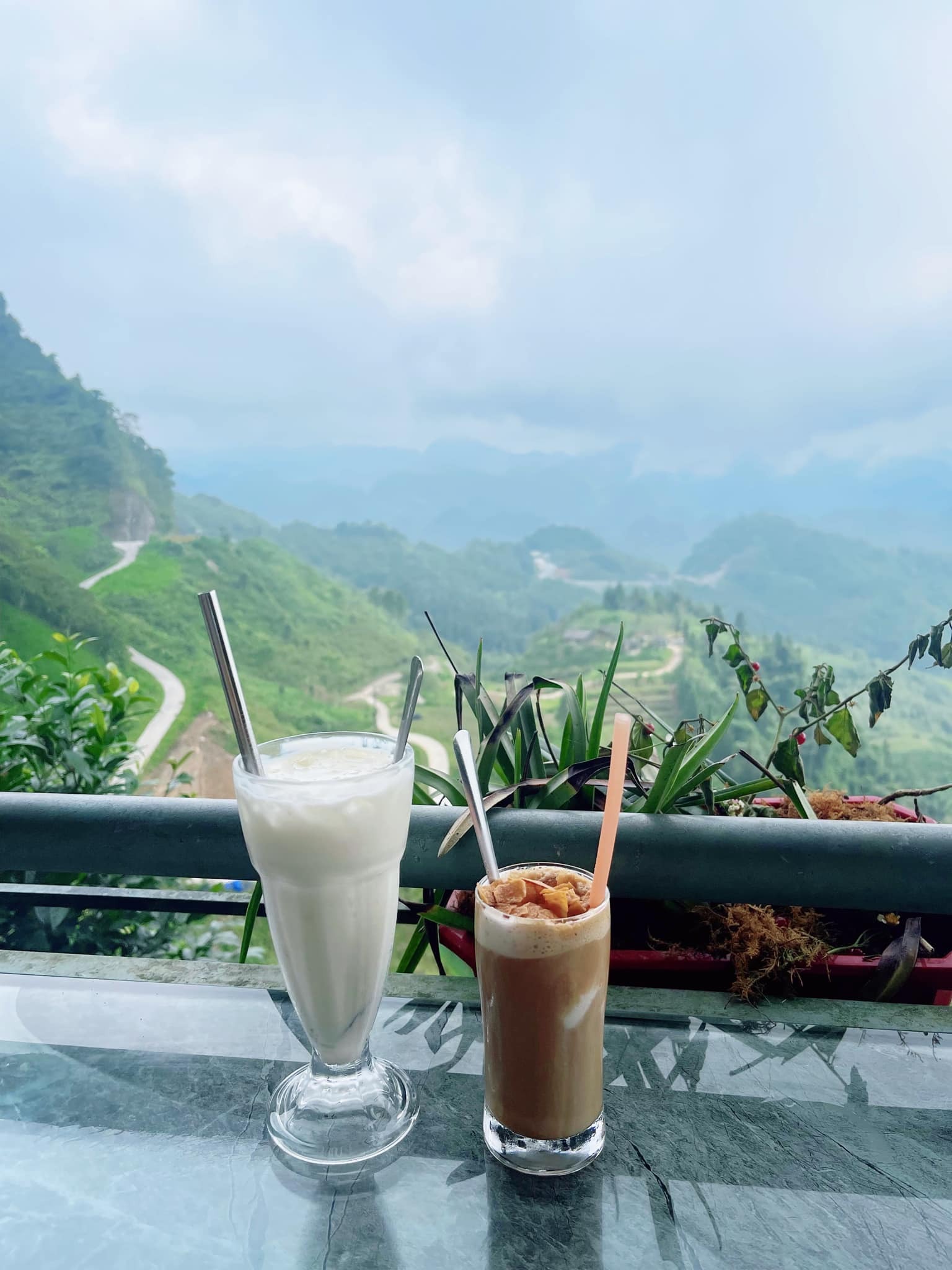 View - Khám phá Hà Giang: Đắm mình trong vẻ hoang sơ, núi đá hùng vĩ