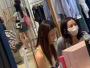 Giải trí - HOT: Lisa Blackpink đến Việt Nam, cùng chị họ đi mua sắm sau khi dự sinh nhật bố dượng