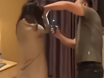 Chồng bắt tại trận vợ lên giường với nhân tình trong khách sạn, sững sờ với thái độ thách thức của nhân tình