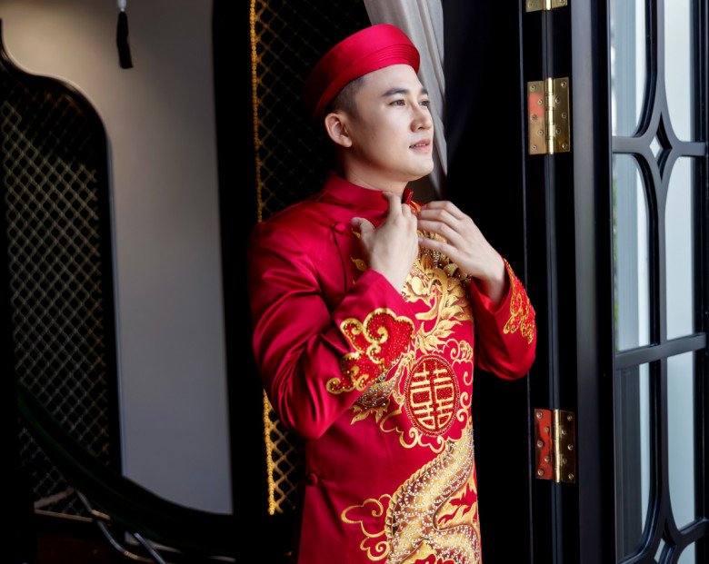 View - Hà Trí Quang và bạn trai Thanh Đoàn làm đám hỏi đồng giới rần rần miền Tây: Quốc Trường bê tráp, Thanh Bạch làm MC