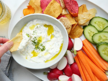 Rau ăn riêng đã tốt, kết hợp với thứ này còn có lợi gấp 6 lần, giúp giảm 33% nguy cơ ung thư phổi