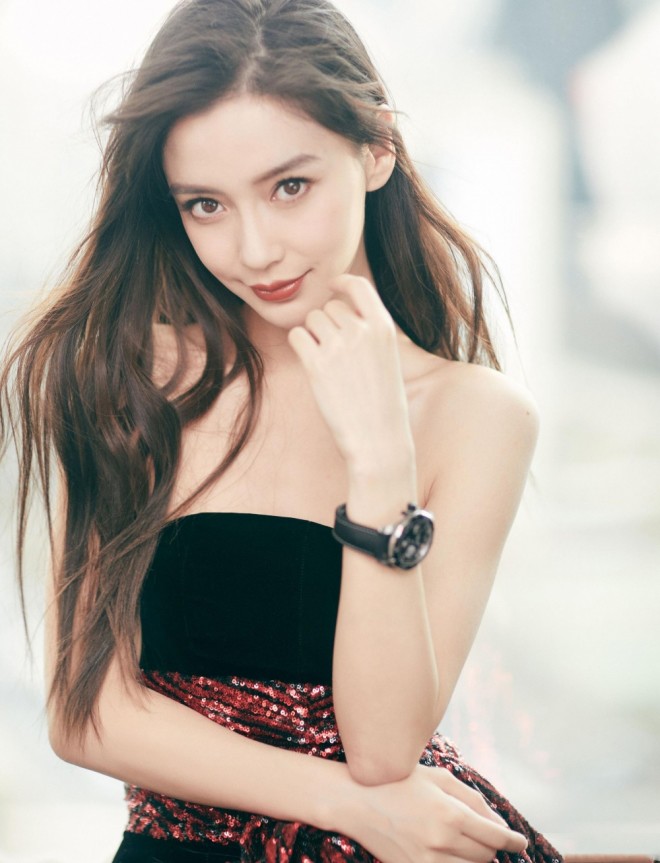 Angelababy vẫn phải trả phí cho nhân viên nhằm xây dựng lại hình ảnh.