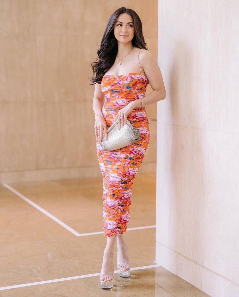 View - Mặc quần theo kiểu phá của, mỹ nhân đẹp nhất Philippines kéo đôi chân dài thêm chục centimet