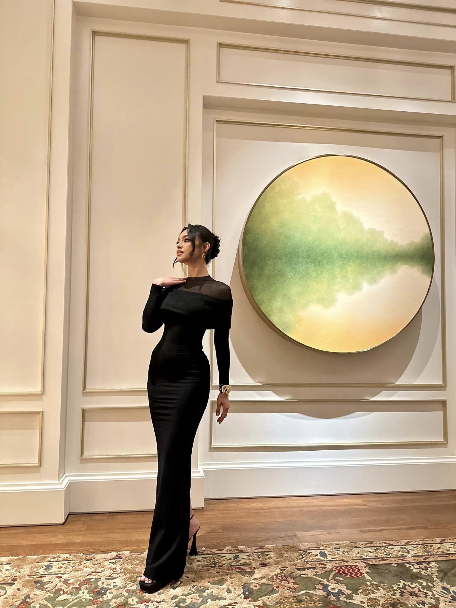 View - Danh tính mỹ nhân bắt được hoa cưới của Thanh Hằng, một nhân vật liên tục vắng mặt làm dân mạng thắc mắc