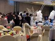 Tin tức - Dì chú rể mạt sát cô dâu khiến đám cưới loạn cào cào, con gái của người dì còn đăng đàn chê phía thông gia thấp kém
