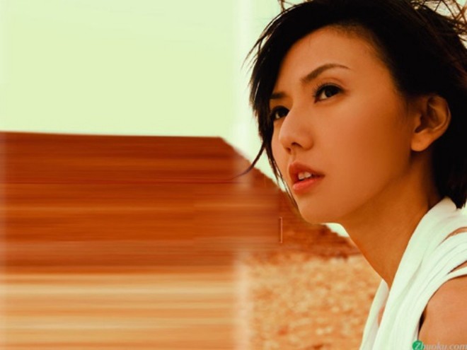 View - Tôn Yến Tư - Tiểu Thiên hậu làng nhạc, nữ thần của Tiêu Chiến, theo chồng bỏ cuộc chơi, kết hôn vội