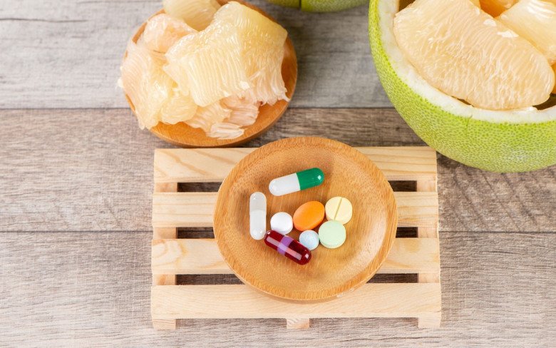 6 loại tr&aacute;i c&acirc;y kh&ocirc;ng n&ecirc;n ăn khi ốm kẻo biến thuốc chữa bệnh th&agrave;nh amp;#34;thuốc độcamp;#34;, thậm ch&iacute; g&acirc;y tử vong - 1