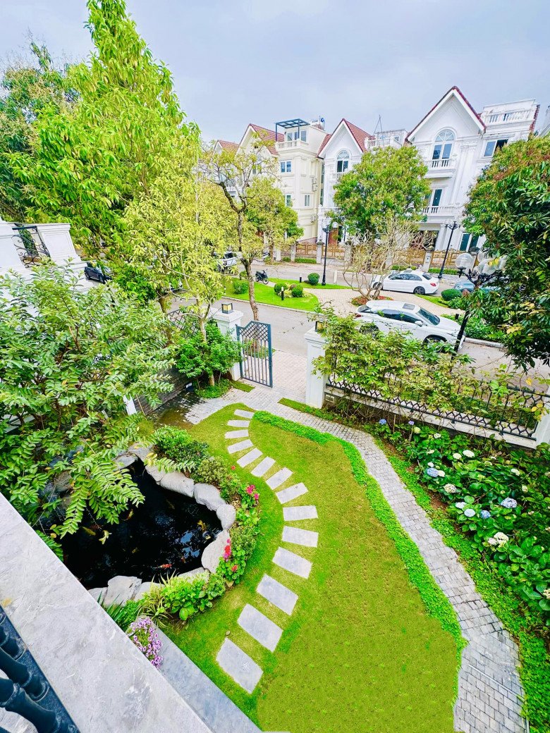 Đọ view phòng ngủ sao Việt: Lê Hoàng nhìn xuống khu vườn ngập hoa, phòng Cẩm Ly, Lã Thanh Huyền đẹp không kém - 16