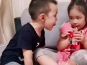 Làm mẹ - Mẹ đi ra ngoài để chị gái ở nhà chăm em, vô tình kiểm tra camera thấy hành động của 2 con mà bất ngờ