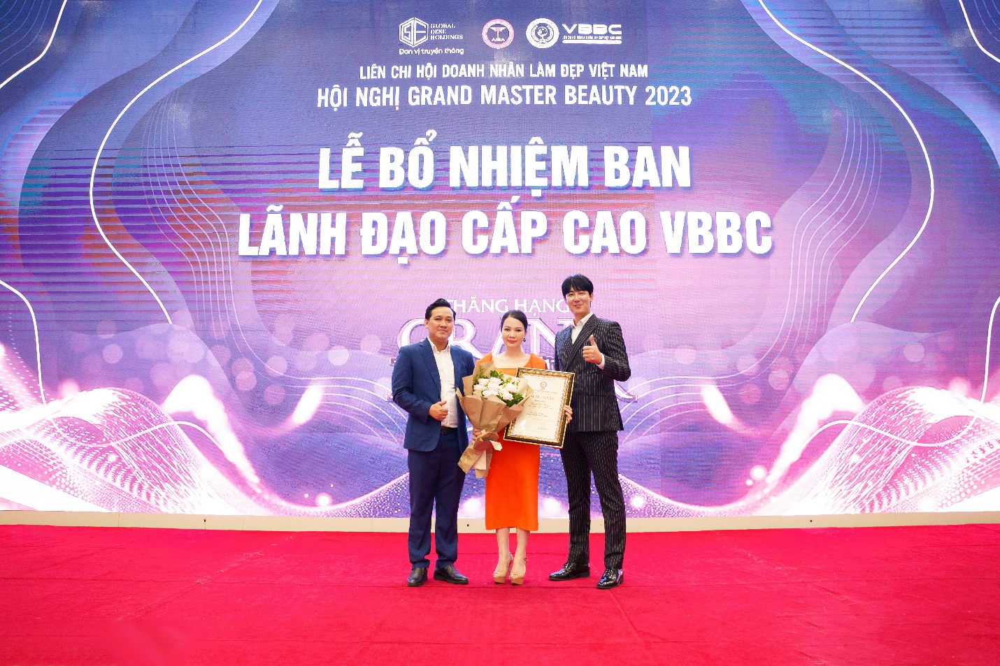 Doanh nhân Phạm Thu Thủy đón nhận vai trò mới trong sự nghiệp phát triển dưỡng sinh đông y công nghệ cao - 4