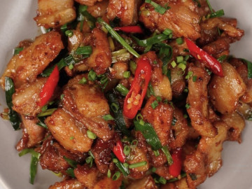 Cách làm thịt rang cháy cạnh ngon như nhà hàng cho bữa tối đầu tuần