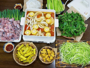 Cách làm lẩu ếch rau húng chó đang hot trên mạng xã hội