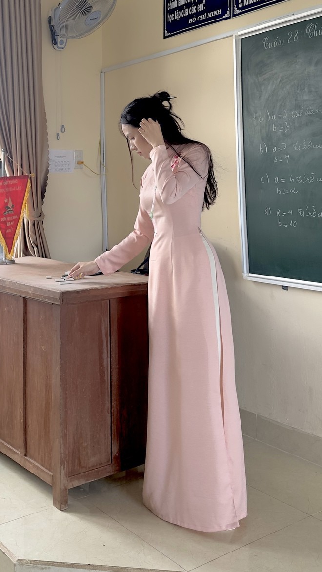 Cô giáo tiểu học Việt đi dạy ăn diện như amp;#34;thần tiên tỷ tỷamp;#34;, gây bão trên TikTok - 8