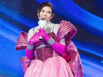 Nữ ca sĩ gắn với hit Mong ước kỷ niệm xưa vang bóng bất ngờ lộ diện, ngoại hình trẻ đẹp ở tuổi U50