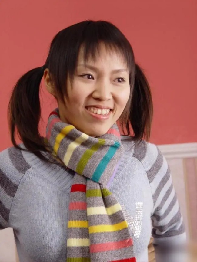 View - Những cậu ấm cô chiêu bỏ tiền tỷ làm phim cho vui: Người khiến gia đình phá sản, kẻ bị tẩy chay