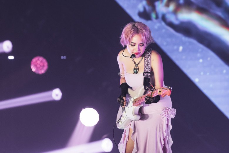 View - Quản lý lâu năm của Hồ Ngọc Hà nói gì về phần trình diễn của Hồng Nhung tại Chị Đẹp?