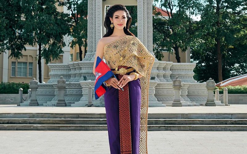 Dù chỉ mới tranh tài tại Miss Universe 2023 được hai ngày, nhưng người hâm mộ cũng đánh giá Somita là yếu tố bất ngờ tại chung kết Hoa hậu Hoàn vũ sắp tới, cô là ứng viên mạnh. 
