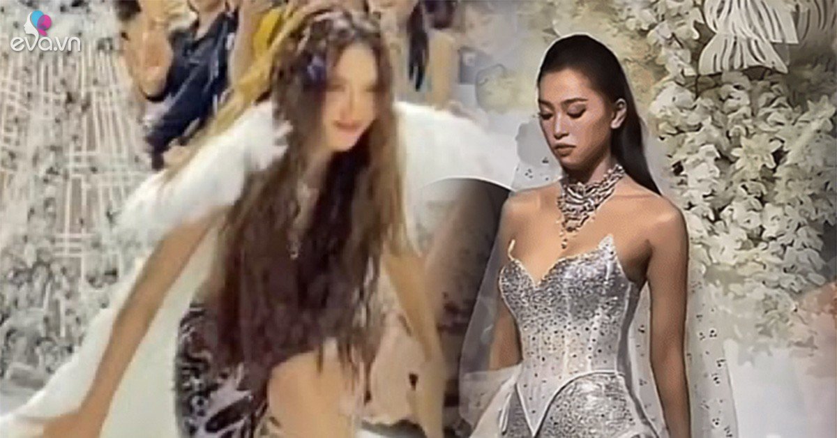 Gallery - Sự cố đáng sợ trên sàn diễn của các hoa hậu, người vồ ếch, người bỏ vào hậu trường
