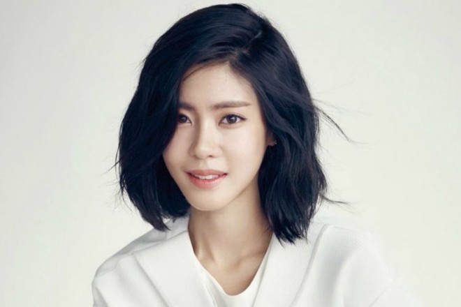 View - Lee Yoon Ji  - Bi kịch cuộc đời nàng công chúa bị sảy thai 3 lần trong 1 năm, từng suýt bỏ chồng