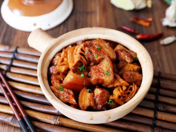 Thịt kho không mãi cũng chán, thêm ngay một thứ đồ khô vào món ăn ngon gấp mấy lần