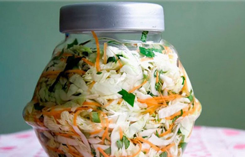 Mặc dù bản chất của những thực phẩm này không chứa nhiều sắt nhưng khi kết hợp trong bữa ăn, nó khiến cơ thể hấp thu sắt tốt hơn. (Ảnh minh họa)