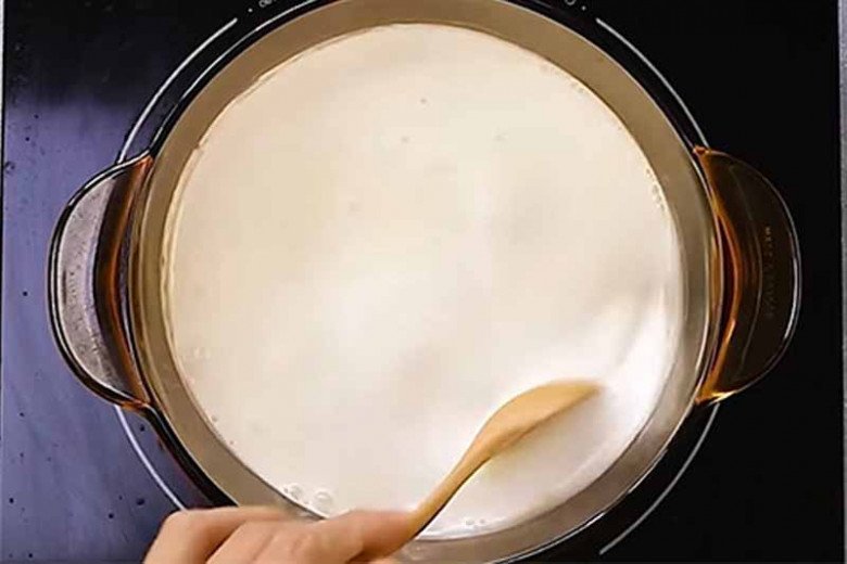 Cách làm kem chuối tại nhà mềm dẻo, thơm ngon, không bị dăm đá - 5